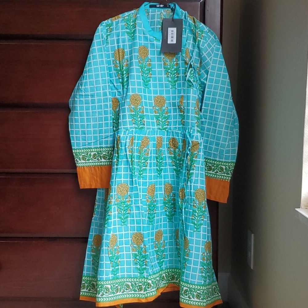 New Khaadi kurta for Women - Picture 5 of 11